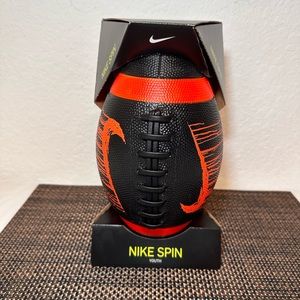 Nike Spin Football Youth Kids Junior High Orange/Black